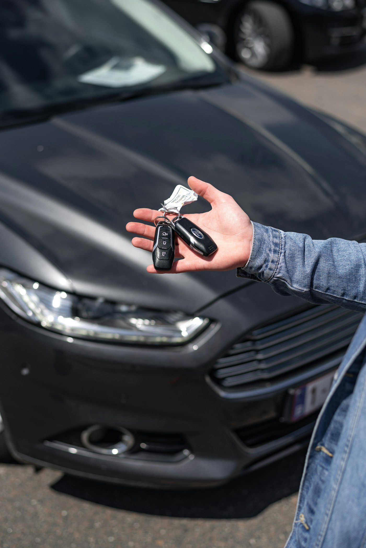Editorial image for How to Compare Car Loans Before Shopping: What to Record for Follow-Up
